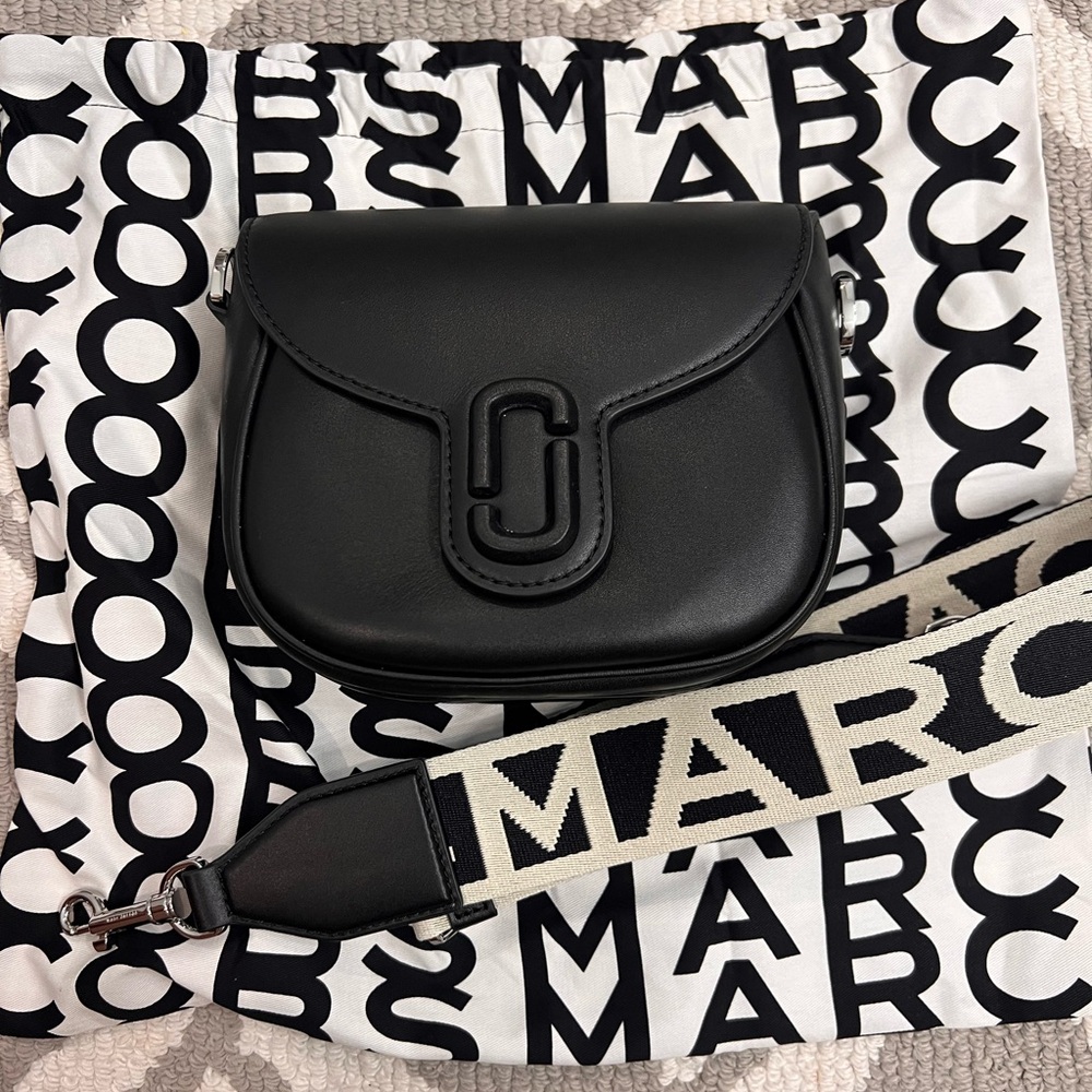 Marc Jacobs crossbody